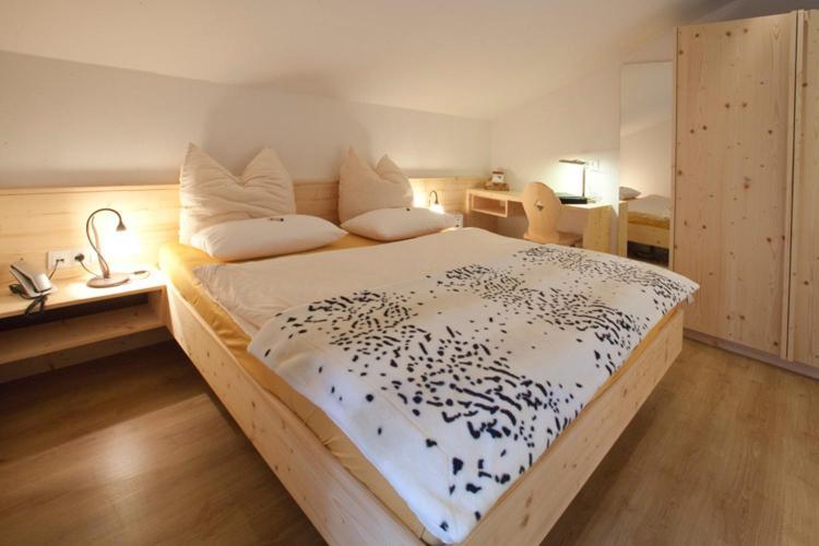Gaestehaus Waldrand Garni Wiesing Bagian luar foto