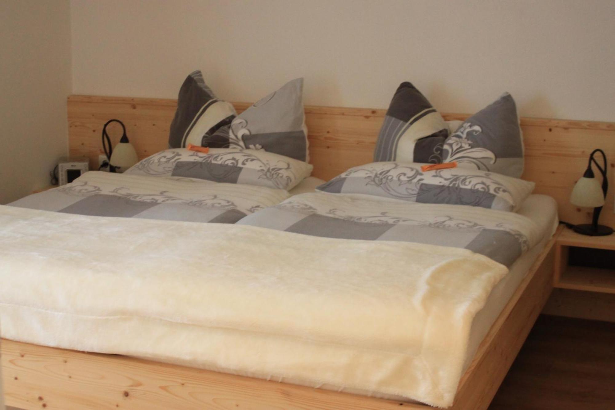 Gaestehaus Waldrand Garni Wiesing Bagian luar foto