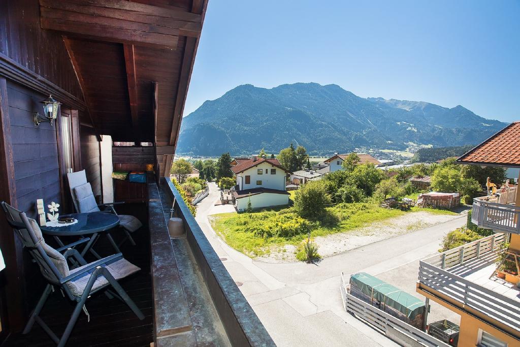 Gaestehaus Waldrand Garni Wiesing Bagian luar foto