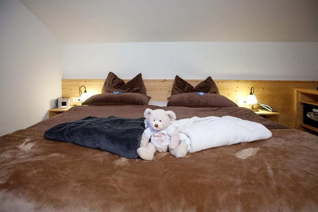 Gaestehaus Waldrand Garni Wiesing Bagian luar foto