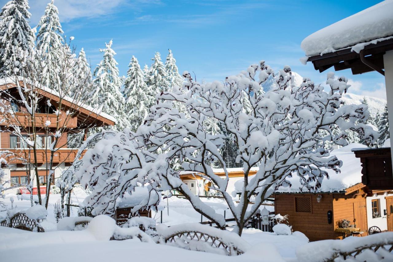 Gaestehaus Waldrand Garni Wiesing Bagian luar foto